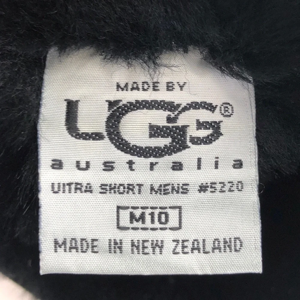 UGG Ultra Short Sheepskin Winter Boots M10